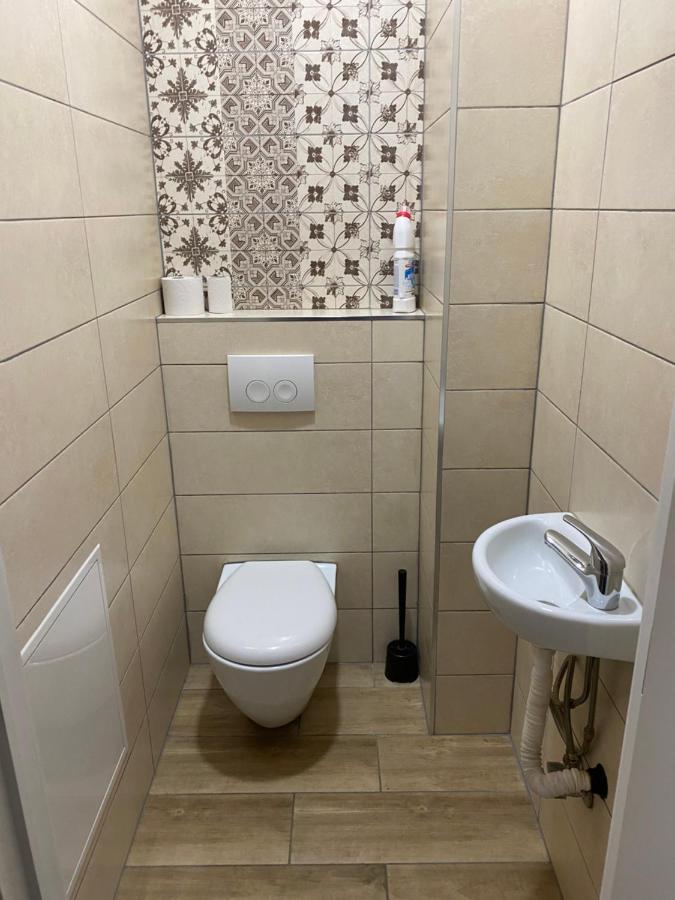Apartments Plantin 3 Sleeping Rooms 2 Bathrooms. Antuérpia Exterior foto