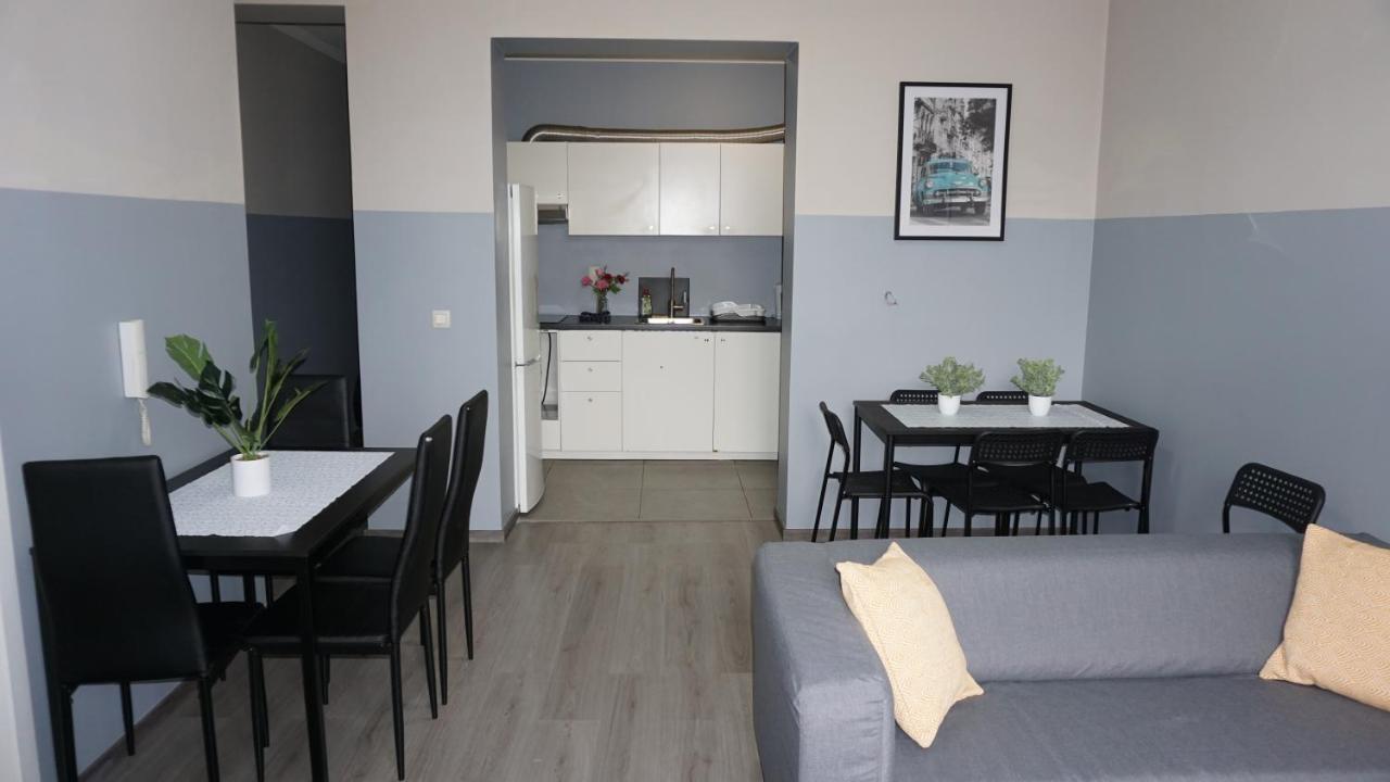 Apartments Plantin 3 Sleeping Rooms 2 Bathrooms. Antuérpia Exterior foto