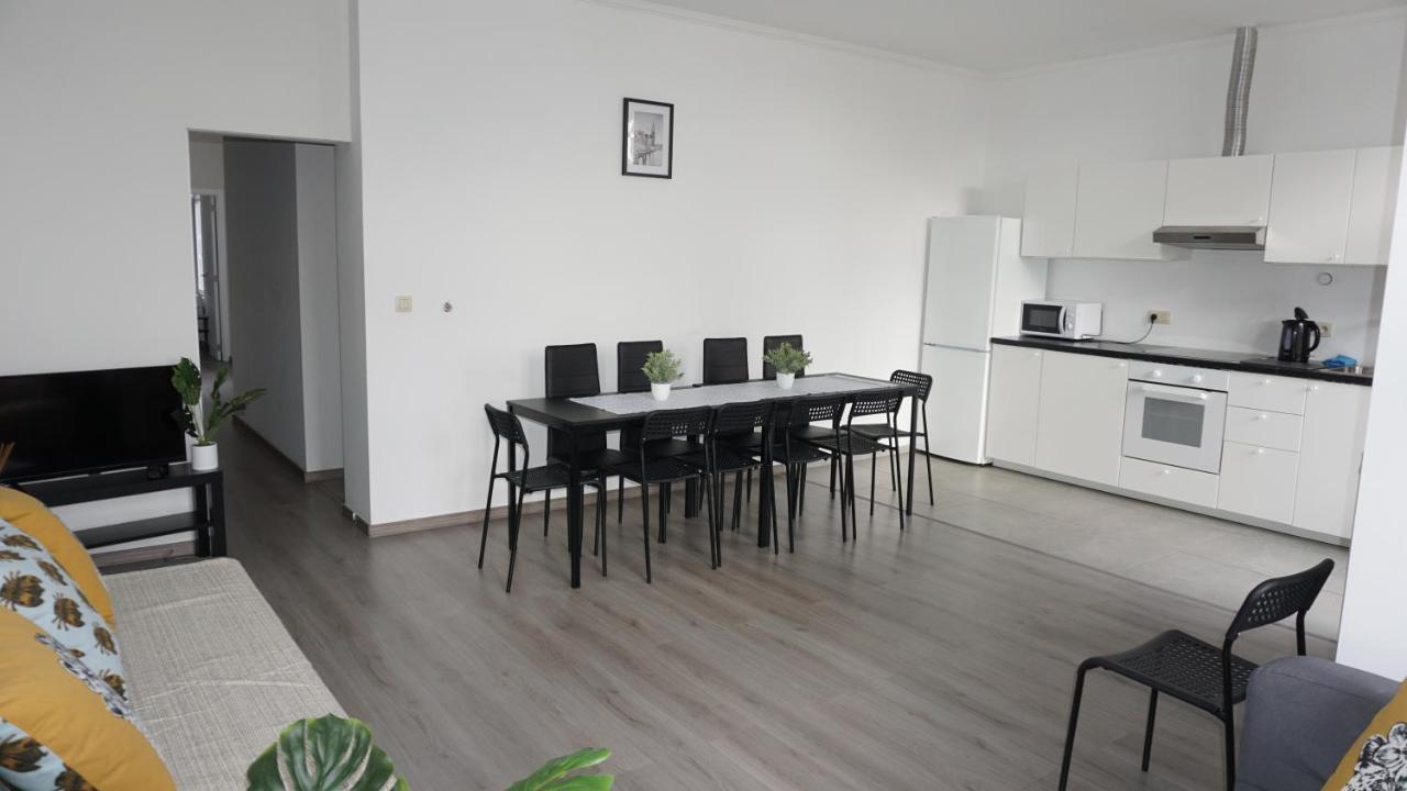 Apartments Plantin 3 Sleeping Rooms 2 Bathrooms. Antuérpia Exterior foto