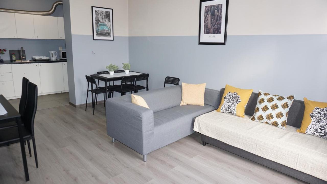 Apartments Plantin 3 Sleeping Rooms 2 Bathrooms. Antuérpia Exterior foto